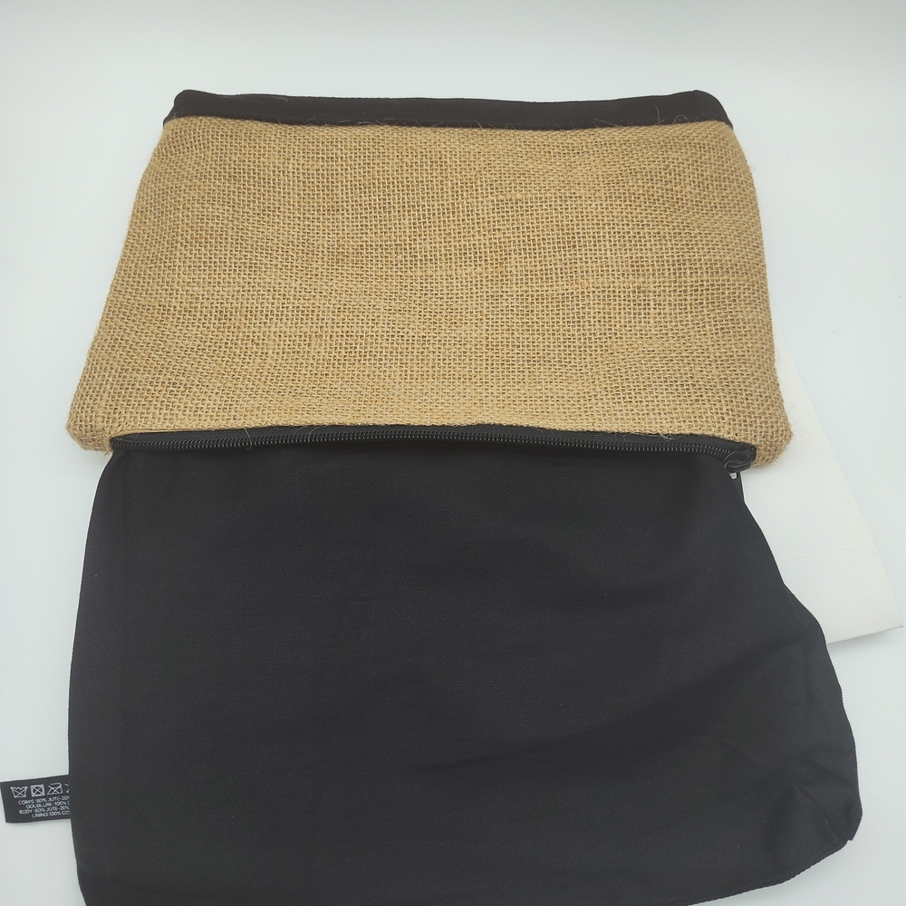 CHANEL Jute Cosmetic Pouch CC Logo Beige Black Beauty Gift NIB Large - Picture 3 of 7